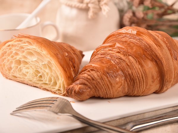 Technical scheme for preparing Freezer-to-Oven (FTO) croissant dough